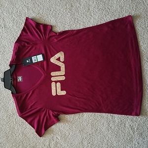 FILA V neck LG logo tee shirt